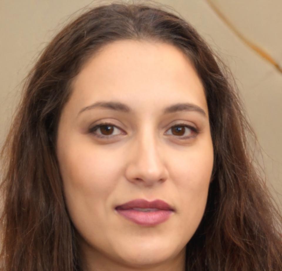 Ratana Siriporn, Lead Financial Analyst